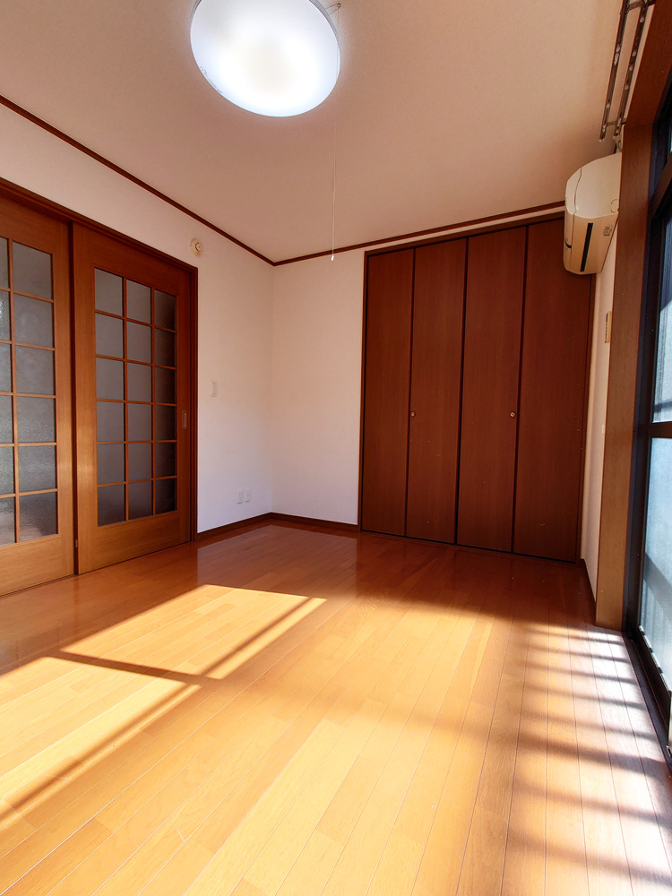 201号室の写真になります。参考