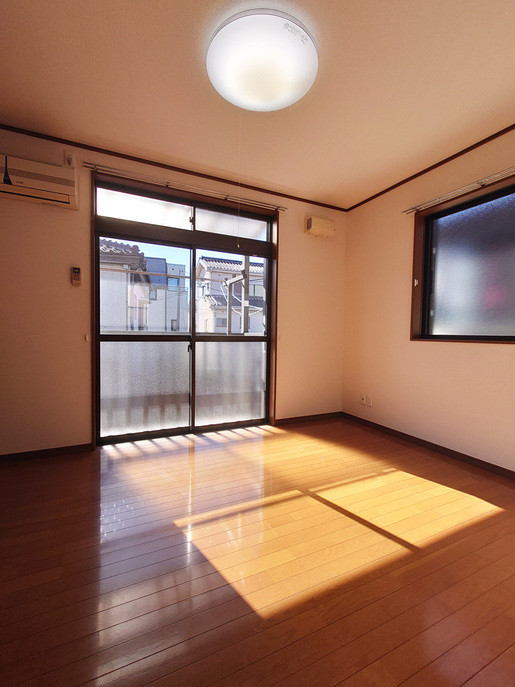 201号室の写真になります。参考